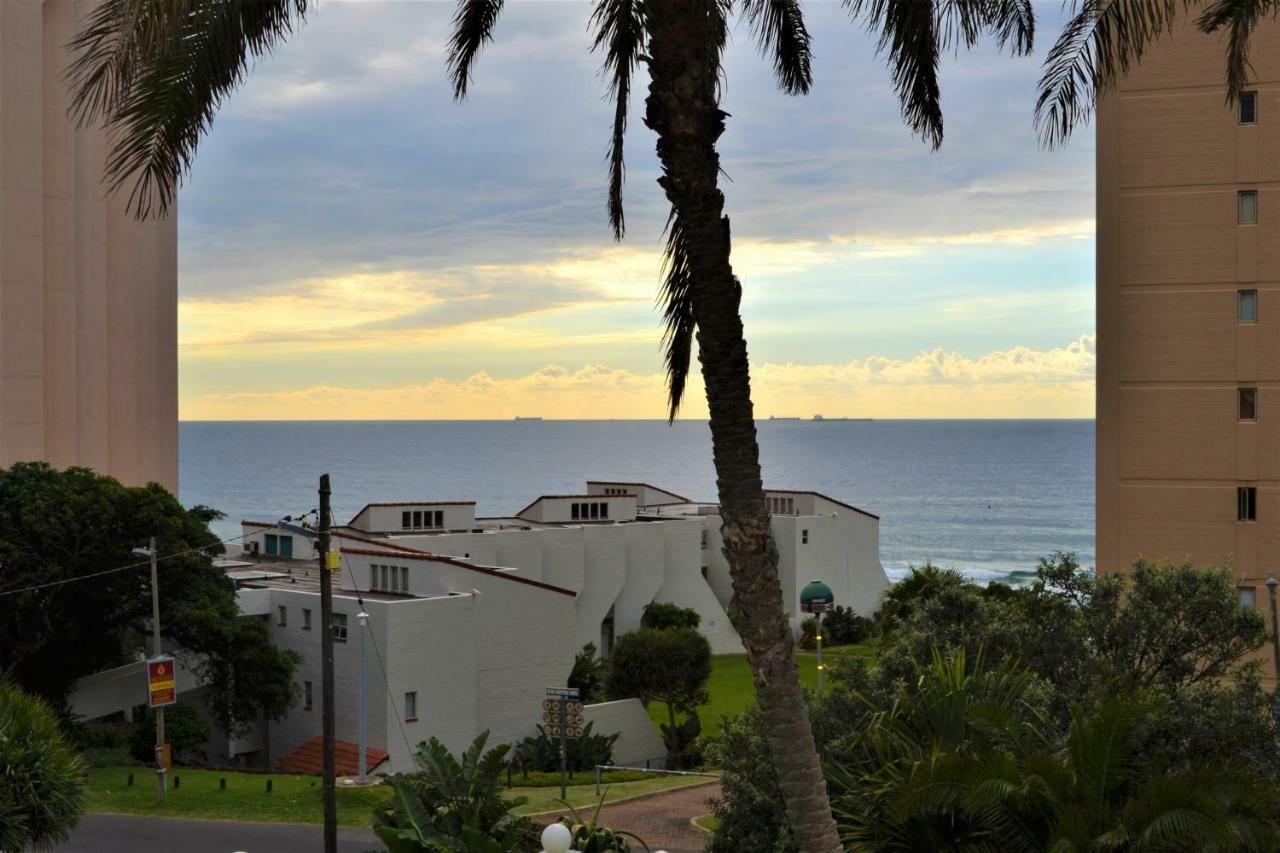 Umhlanga Getaways Apartment Durban Exterior photo